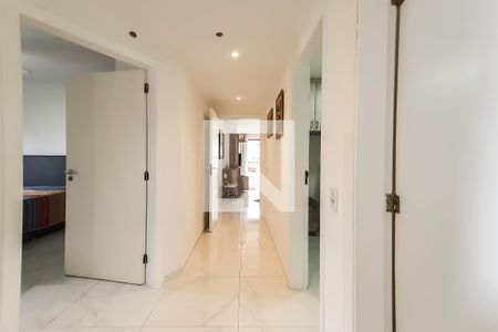 Corredor dos Quartos de apartamento para alugar com 5 quartos, 171m² em Balneario Guarujá, Guarujá