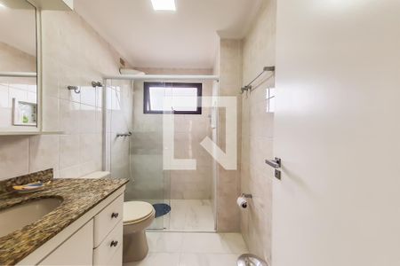 Apartamento para alugar com 171m², 5 quartos e 2 vagasBanheiro Social