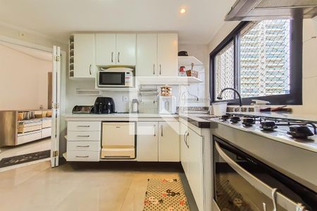 Apartamento para alugar com 171m², 5 quartos e 2 vagasCozinha - Armários