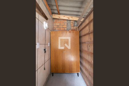 Casa para alugar com 80m², 2 quartos e 2 vagasCozinha e Área de Serviço