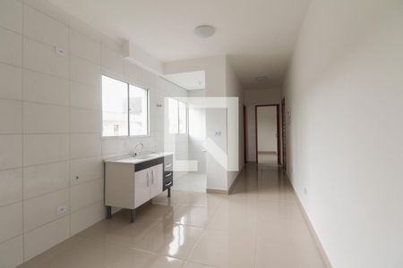 Sala e Cozinha  de apartamento para alugar com 2 quartos, 44m² em Vila Esperança, São Paulo