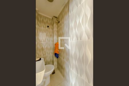 Apartamento à venda com 143m², 2 quartos e sem vaga Apartamento à venda com 143m², 2 quartos e sem vagaBanheiro de Serviço