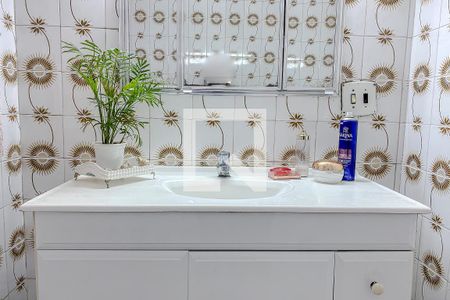 Apartamento à venda com 143m², 2 quartos e sem vaga Apartamento à venda com 143m², 2 quartos e sem vagaBanheiro