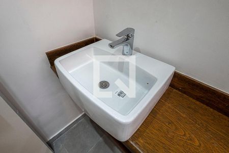 Suíte - Banheiro de apartamento para alugar com 3 quartos, 140m² em Cerqueira César, São Paulo