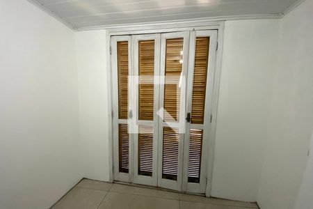 Casa à venda com 175m², 2 quartos e 1 vagaPorta Janela do Quarto 2 
