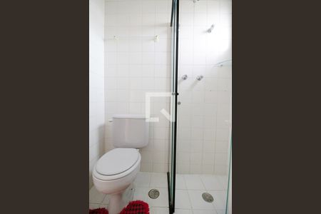 Apartamento à venda com 64m², 2 quartos e 2 vagas Apartamento à venda com 64m², 2 quartos e 2 vagasBanheiro da Suíte