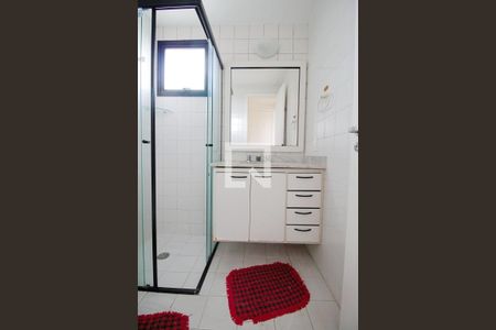 Apartamento à venda com 64m², 2 quartos e 2 vagas Apartamento à venda com 64m², 2 quartos e 2 vagasBanheiro da Suíte