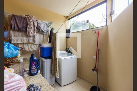 Casa de condomínio à venda com 120m², 2 quartos e 2 vagas Casa de condomínio à venda com 120m², 2 quartos e 2 vagasÁrea de Serviço