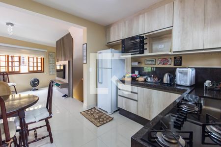 Casa de condomínio à venda com 120m², 2 quartos e 2 vagas Casa de condomínio à venda com 120m², 2 quartos e 2 vagasCozinha