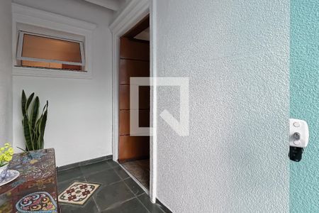 Casa de condomínio à venda com 130m², 3 quartos e 2 vagasEntrada