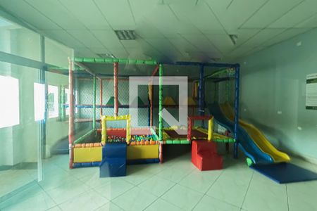 Casa de condomínio à venda com 130m², 3 quartos e 2 vagasBrinquedoteca