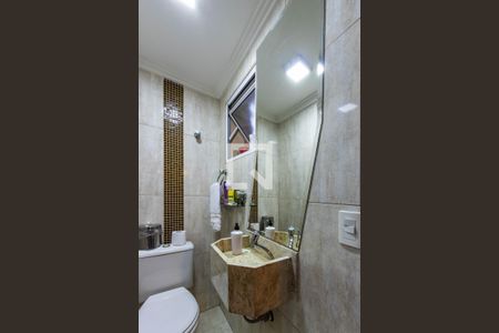 Lavabo de casa à venda com 3 quartos, 200m² em Vila Lúcia, São Paulo