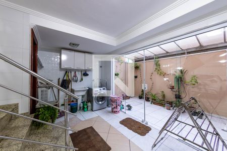 Casa à venda com 200m², 3 quartos e 4 vagasÁrea de Serviço