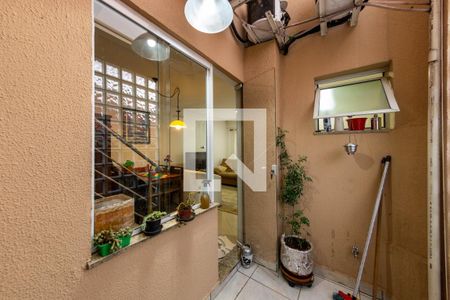 Varanda de casa à venda com 3 quartos, 200m² em Vila Lúcia, São Paulo