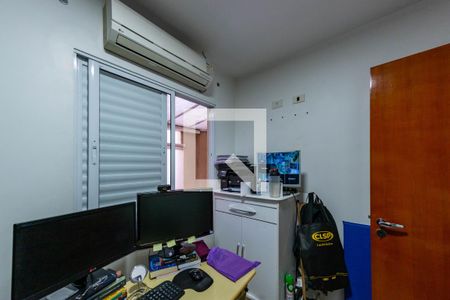 Quarto 1 de casa à venda com 3 quartos, 200m² em Vila Lúcia, São Paulo