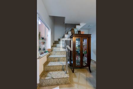 Sala de casa à venda com 3 quartos, 200m² em Vila Lúcia, São Paulo