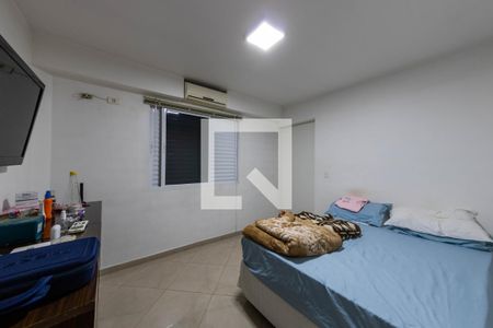 Casa à venda com 200m², 3 quartos e 4 vagasQuarto Suíte