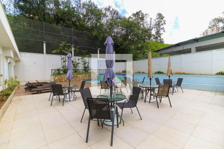 Apartamento para alugar com 77m², 1 quarto e 1 vaga Apartamento para alugar com 77m², 1 quarto e 1 vagaÁrea comum - Piscina