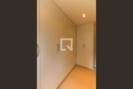 Apartamento para alugar com 77m², 1 quarto e 1 vaga Apartamento para alugar com 77m², 1 quarto e 1 vagaCloset