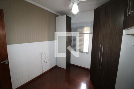 Quarto de apartamento para alugar com 3 quartos, 70m² em Vila Antonieta, São Paulo