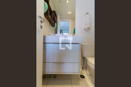 Studio para alugar com 33m², 1 quarto e 1 vaga Studio para alugar com 33m², 1 quarto e 1 vagaBanheiro