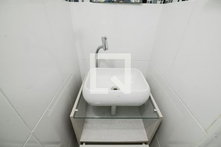 Lavabo de apartamento à venda com 2 quartos, 68m² em Tijuca, Rio de Janeiro