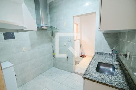 Apartamento à venda com 68m², 2 quartos e sem vaga Apartamento à venda com 68m², 2 quartos e sem vagaCozinha