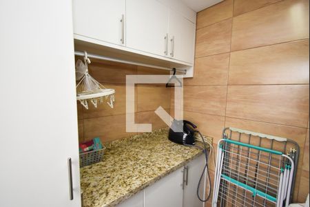 Casa à venda com 140m², 3 quartos e 3 vagasLavanderia