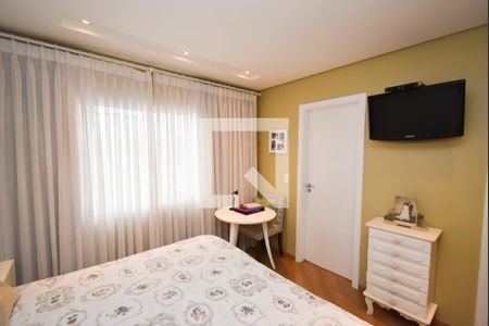 Casa à venda com 140m², 3 quartos e 3 vagasSuíte 1