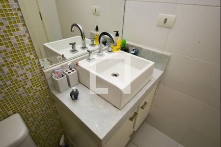 Casa à venda com 140m², 3 quartos e 3 vagasBanheiro da Suíte 2