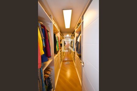 Casa à venda com 140m², 3 quartos e 3 vagasCloset da suíte 1
