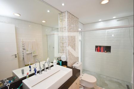 Casa à venda com 140m², 3 quartos e 3 vagasBanheiro da Suíte 1