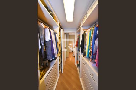 Casa à venda com 140m², 3 quartos e 3 vagasCloset da suíte 1