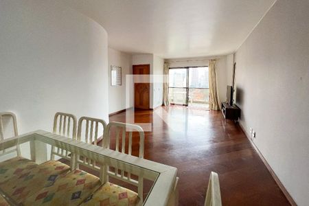 Sala de apartamento à venda com 3 quartos, 151m² em Vila Nova Conceição, São Paulo