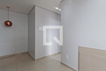 Sala de apartamento para alugar com 2 quartos, 42m² em Vila Galvão, Guarulhos