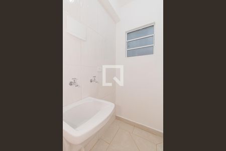 Casa para alugar com 50m², 1 quarto e sem vagaÁrea de Serviço