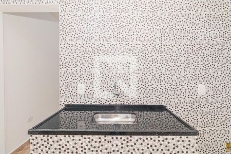 Cozinha de casa para alugar com 1 quarto, 50m² em Vila Mazzei, São Paulo
