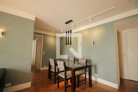Sala  de apartamento para alugar com 2 quartos, 90m² em Consolação, São Paulo