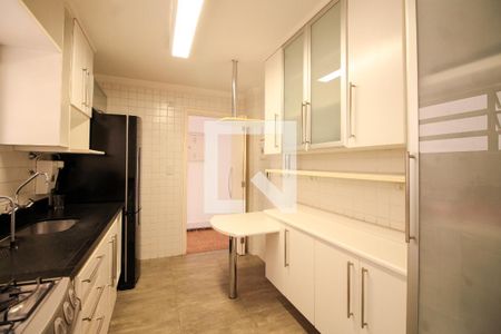 Apartamento para alugar com 90m², 2 quartos e 1 vaga Apartamento para alugar com 90m², 2 quartos e 1 vagaCozinha