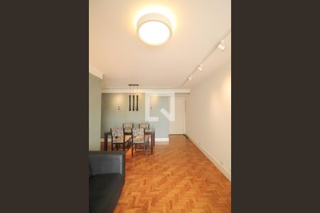 Sala  de apartamento para alugar com 2 quartos, 90m² em Consolação, São Paulo