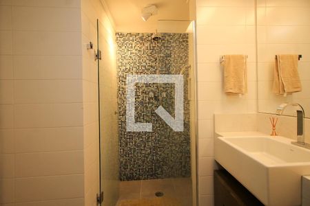 Apartamento para alugar com 90m², 2 quartos e 1 vaga Apartamento para alugar com 90m², 2 quartos e 1 vagaSuíte banheiro
