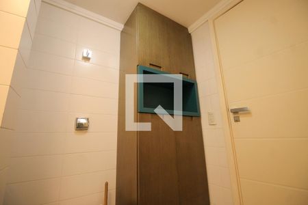 Apartamento para alugar com 90m², 2 quartos e 1 vaga Apartamento para alugar com 90m², 2 quartos e 1 vagaSuíte banheiro
