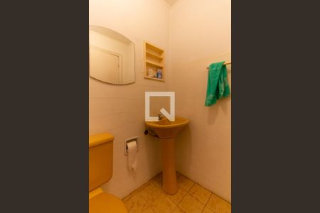 Casa à venda com 634m², 4 quartos e 6 vagasBanheiro 4