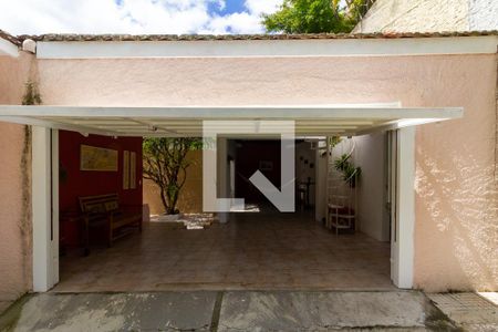 Casa à venda com 634m², 4 quartos e 6 vagasGaragem 