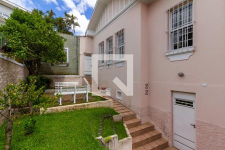 Casa à venda com 634m², 4 quartos e 6 vagasFachada
