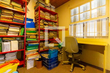 Casa à venda com 634m², 4 quartos e 6 vagasQuarto 1 piso inferior