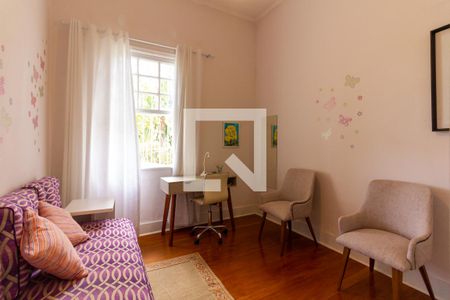 Casa à venda com 634m², 4 quartos e 6 vagasQuarto 4 Piso Superior