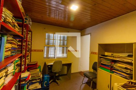 Casa à venda com 634m², 4 quartos e 6 vagasQuarto 1 piso inferior