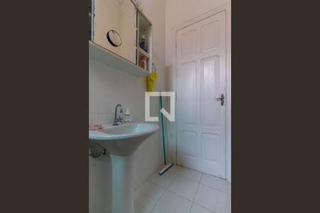 Casa à venda com 634m², 4 quartos e 6 vagasBanheiro 1