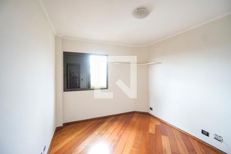 Apartamento à venda com 112m², 3 quartos e 2 vagas Apartamento à venda com 112m², 3 quartos e 2 vagasQuarto 02